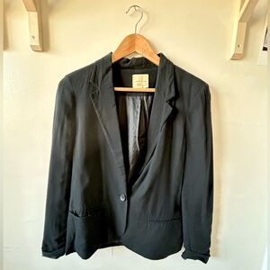Black Blazer (silence+noise)